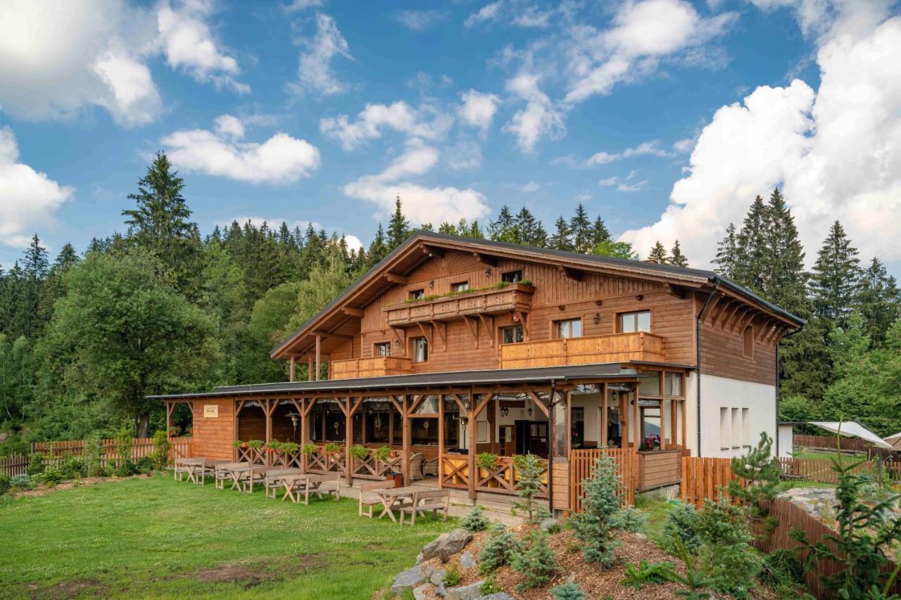 Wellness Aparthotel Martinak Horní Bečva Buitenkant foto